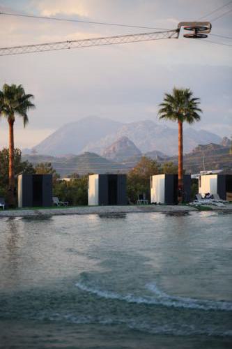 FACESOFWAKEBOARDING HipNotics 259