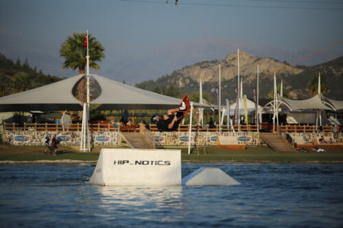 FACESOFWAKEBOARDING HipNotics 35
