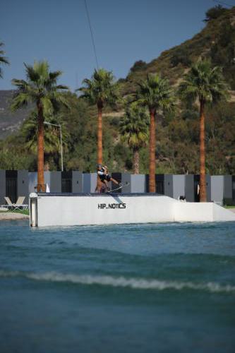 FACESOFWAKEBOARDING HipNotics 386