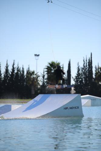 FACESOFWAKEBOARDING HipNotics 425