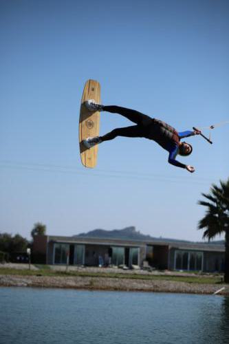 FACESOFWAKEBOARDING HipNotics 438