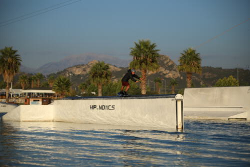 FACESOFWAKEBOARDING HipNotics 486