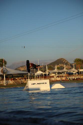 FACESOFWAKEBOARDING HipNotics 494